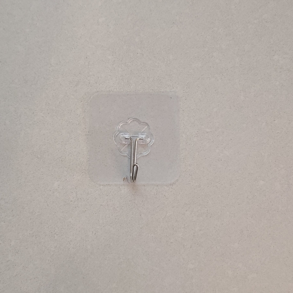 Green Wreath - Picture 2 of 6